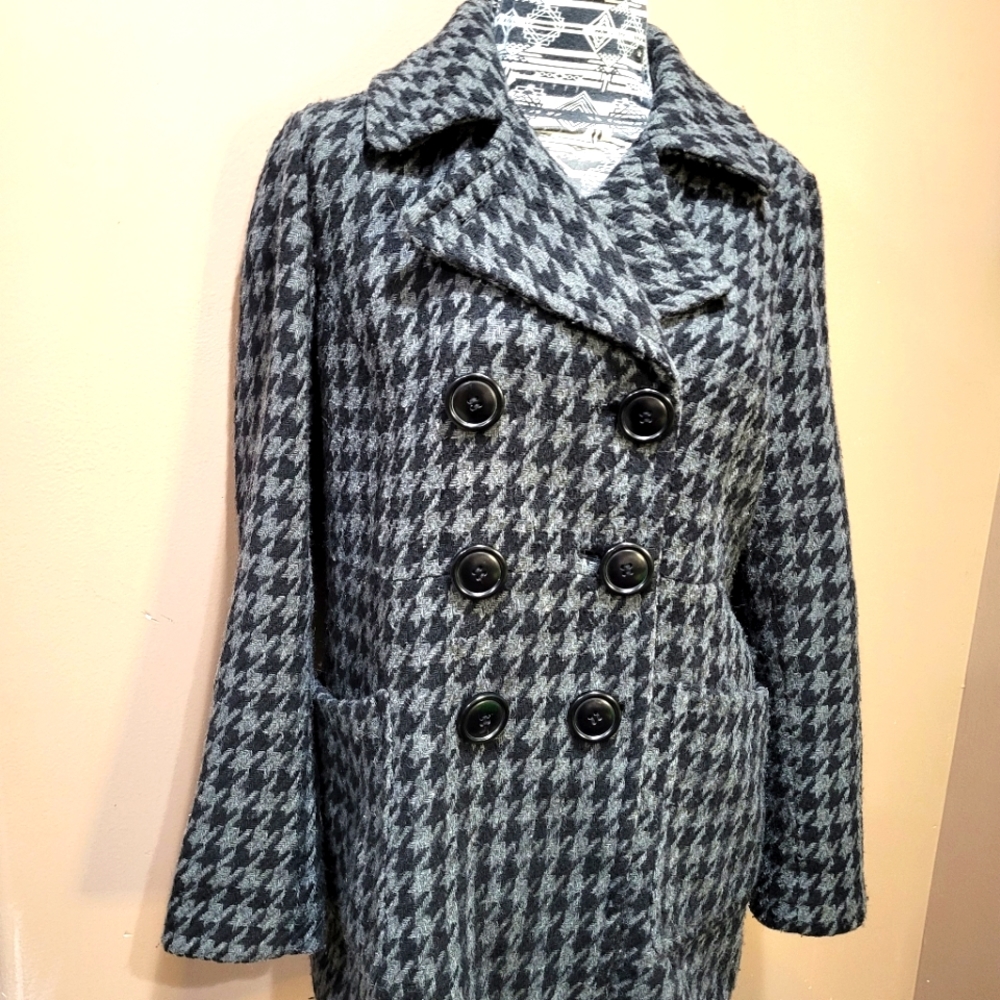 Bar III Gray and Black Houndstooth Wool Blend Double Breasted Patch Pockets